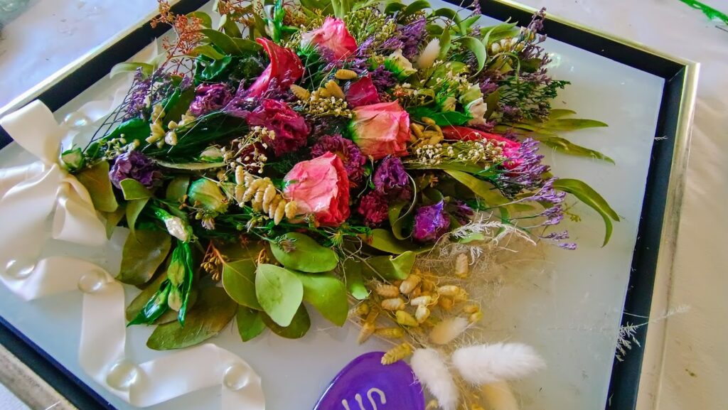 bevar brudebuketten, buket, brudebuket, ,pressede blomster, tørret buket, tørrede blomster, bevar brudebuket, presset brudebuket, presning af brudebuket