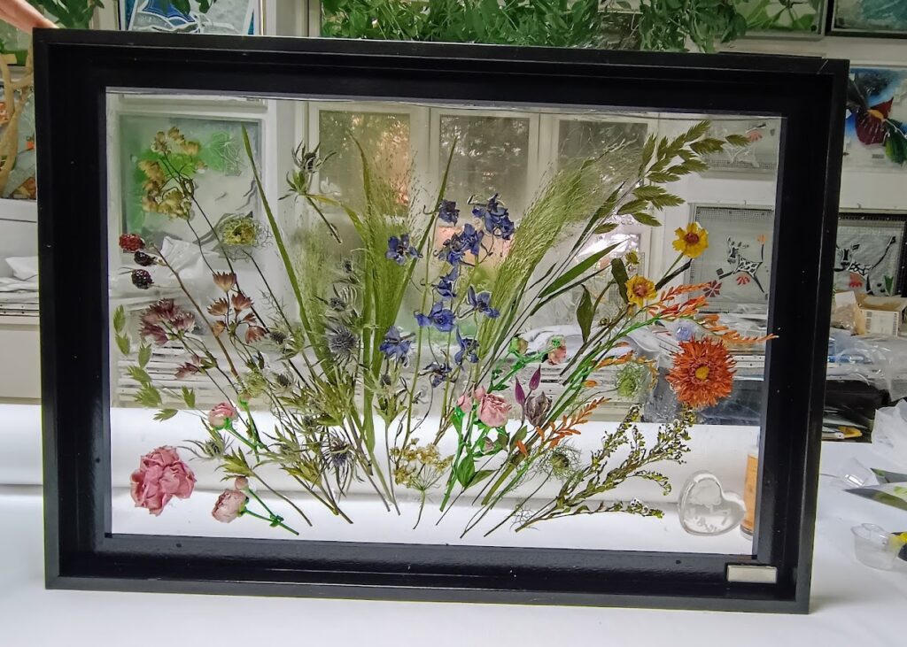 bevar brudebuketten, buket, brudebuket, ,pressede blomster, tørret buket, tørrede blomster, bevar brudebuket, presset brudebuket, presning af brudebuket, brudebuket i glas og ramme